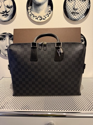 Louis vuitton porta - porta, documenti