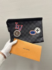 Louis Vuitton Damier Pochette