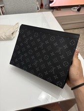 Pochette Louis Vuitton