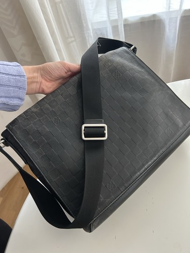 Louis vuitton damier infini - louis,