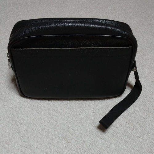 Louis vuitton taiga - louis, calga